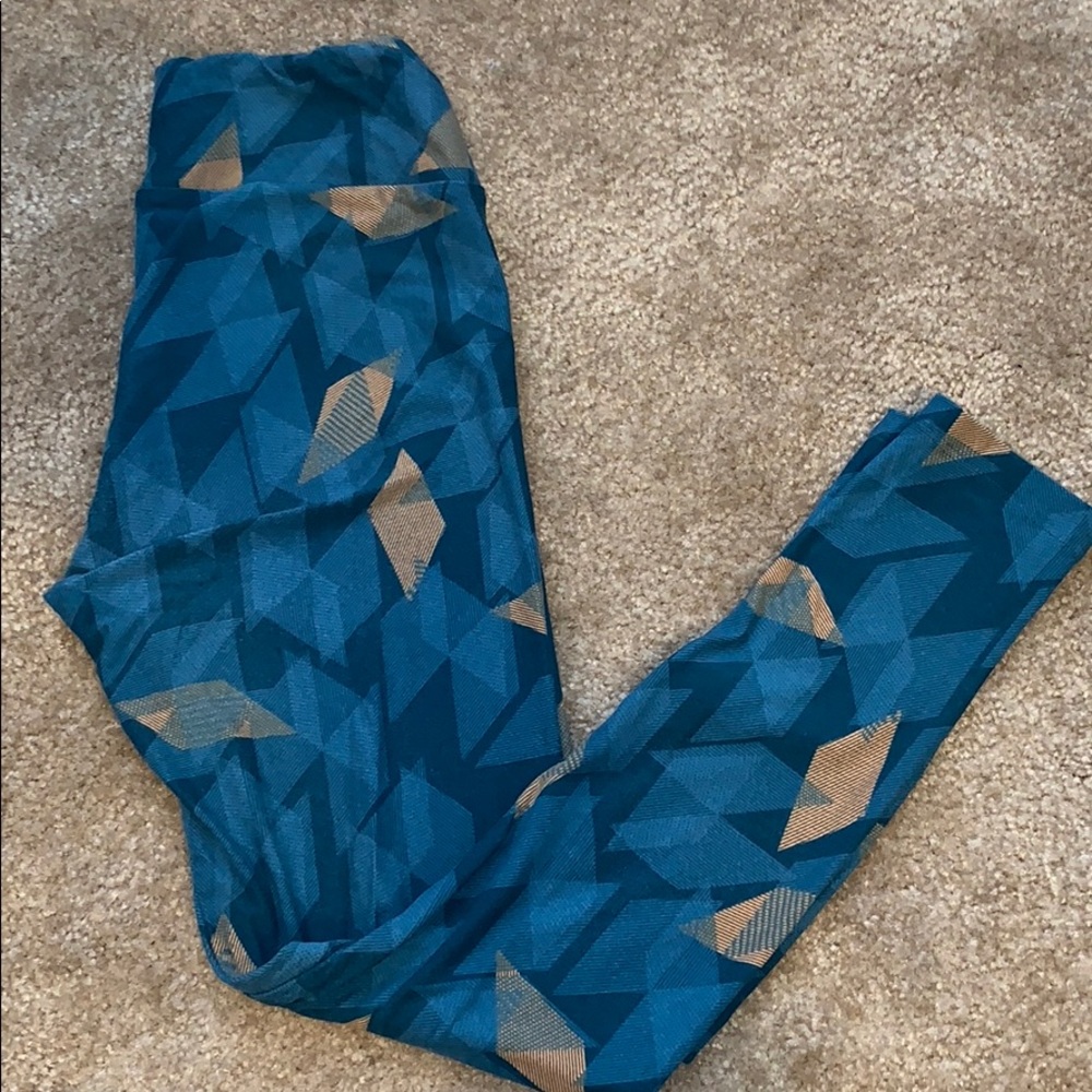 LuLa Roe leggings